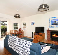 Triangulo  Culburra - Pet Friendly - 2 Mins to Beach - Accommodation Sunshine Coast