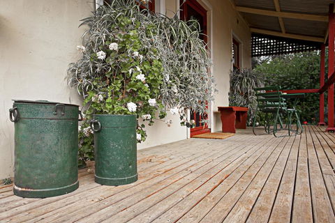 Trinity Cottage - Accommodation Sunshine Coast 2