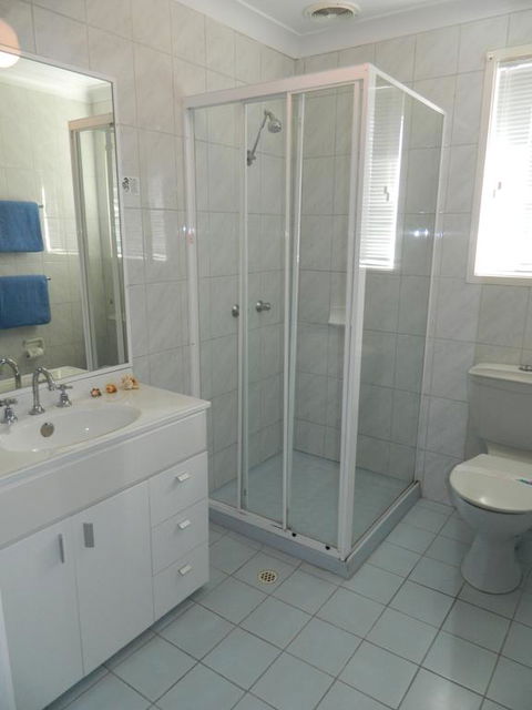 Twin Towns Motel - Accommodation Sunshine Coast 3