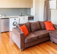 Two Islands at the Jetty - Accommodation Sunshine Coast