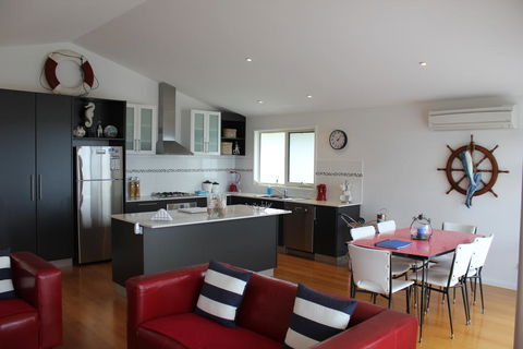 Two Views - Accommodation Sunshine Coast 2