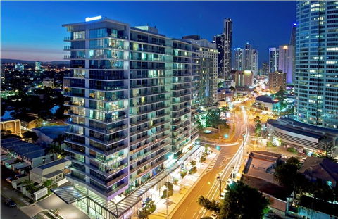 U212 Elston Grandsurf Resort - Accommodation Sunshine Coast 0
