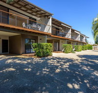 Unit 2 Rainbow Surf - Modern double storey townhouse with large shared pool close to beach and shops - Accommodation Sunshine Coast