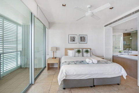 Unit 206 Plantation, Rainbow Beach, Incredible Views, Top Floor, Ocean Facing - Accommodation Sunshine Coast 2