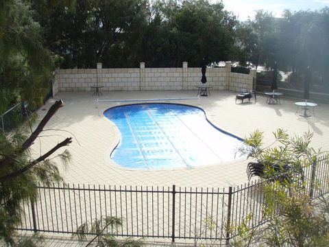 Unit 29 Ledge Point Village - Accommodation Sunshine Coast 2