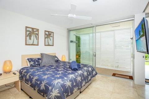 Unit 6 Plantation - Rainbow Beach, Plantation Resort, Ground Floor, Aircon, Pool, Spa - Accommodation Sunshine Coast 3