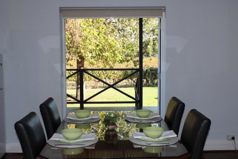 Upper Reach Spa Cottage - Accommodation Sunshine Coast 2
