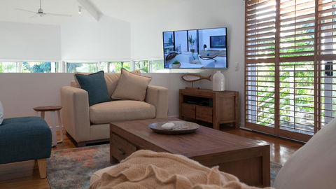 Utopia Beach House - Accommodation Sunshine Coast 3