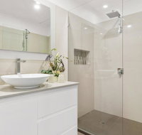 VIEWS AT MCCRAE..... - Accommodation Sunshine Coast