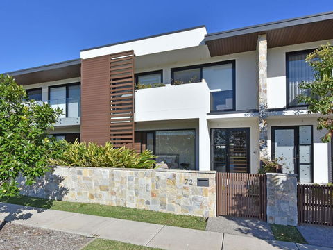 Villa Catania Waterside At Trinity Point - Accommodation Sunshine Coast 0