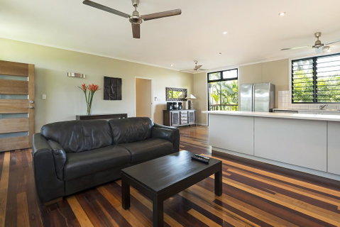 Villa Frangipani - Accommodation Sunshine Coast 2