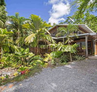 Villa Zena - Accommodation Sunshine Coast