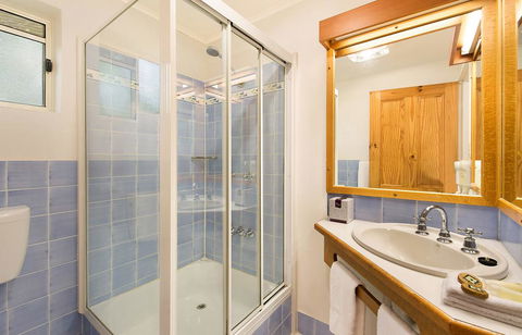 Vineyard Cottages - Accommodation Sunshine Coast 2