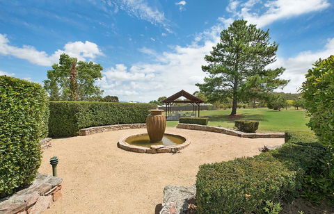 Vineyard Cottages - Accommodation Sunshine Coast 1