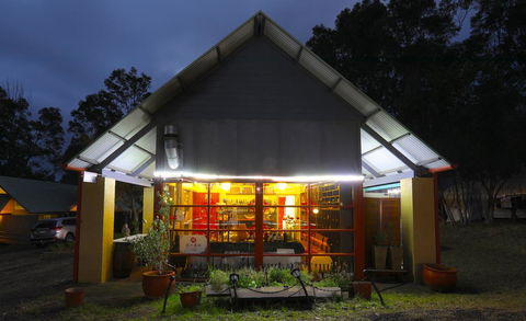 Vineyard Hill Resort - Accommodation Sunshine Coast 2