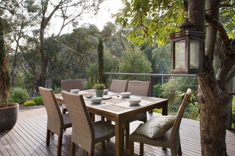 Viola @ Hepburn Springs - Accommodation Sunshine Coast 3