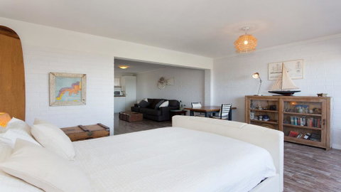Vista Fremantle - Apartment With A View - Accommodation Sunshine Coast 3