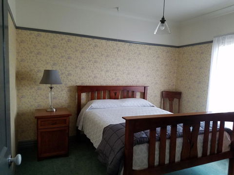 Wagga Wagga Country Cottages - Accommodation Sunshine Coast 2