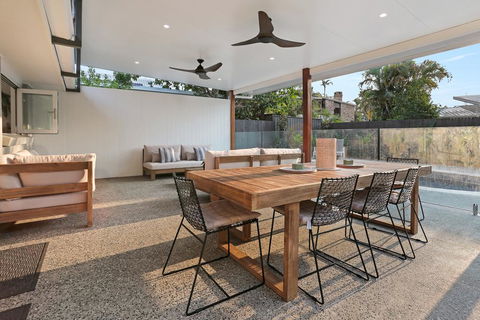 Walk To Hastings Street, Noosa Sound - Accommodation Sunshine Coast 1