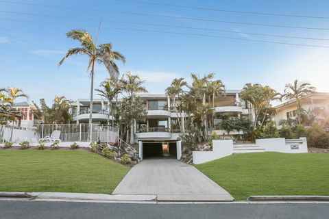 Walk To The Beach, Sunshine Beach - Accommodation Sunshine Coast 0