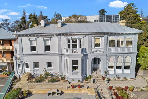 Waratah On York - Accommodation Sunshine Coast 3