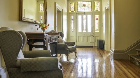 Waratah On York - Accommodation Sunshine Coast 1