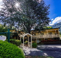 Warburton Lodge - Accommodation Sunshine Coast