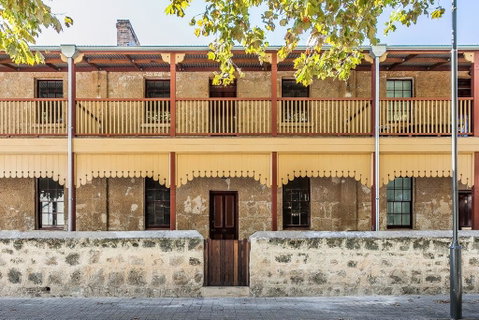Warders Cottage: Iconic Cottage In The Heart Of Freo - Accommodation Sunshine Coast 0