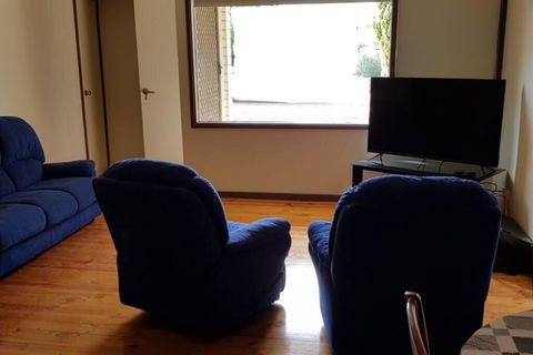 Warmont Apartments Self Contained Home - Accommodation Sunshine Coast 3