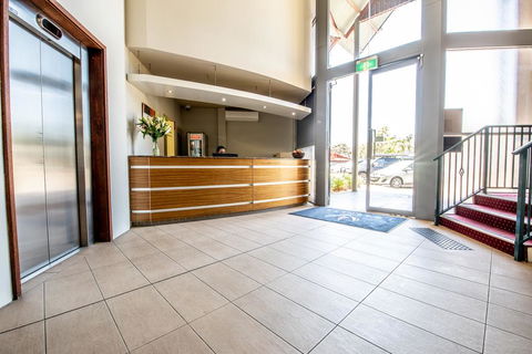 Warners At The Bay - Accommodation Sunshine Coast 1