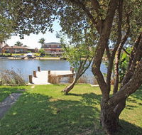 Waterfront Delight on Cater - Accommodation Sunshine Coast