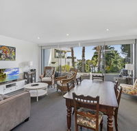 Waterfront resort living with space for the family - Accommodation Sunshine Coast