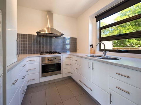 Daydream Cottage - Accommodation Sunshine Coast 3