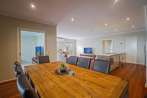Nautical Rise Torquay - Accommodation Sunshine Coast 9