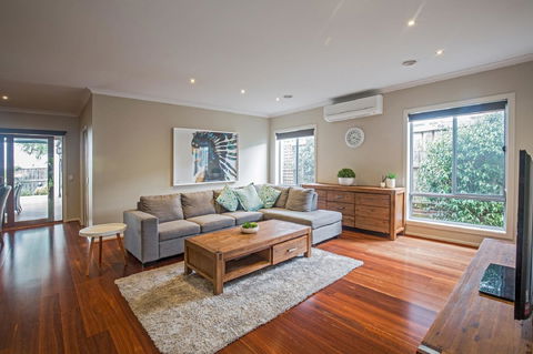 Nautical Rise Torquay - Accommodation Sunshine Coast 5