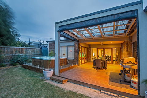 Nautical Rise Torquay - Accommodation Sunshine Coast 7