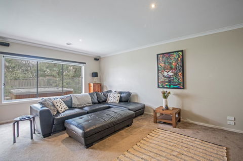 Nautical Rise Torquay - Accommodation Sunshine Coast 10