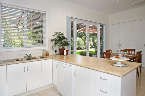 Waybourne- Vineyard And Winery - Accommodation Sunshine Coast 17