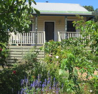 Walnut Cottage via Leongatha - Accommodation Sunshine Coast