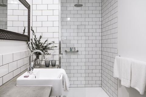 Daylesford Art Motel - Accommodation Sunshine Coast 2