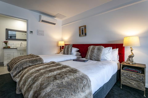 Daylesford Art Motel - Accommodation Sunshine Coast 3