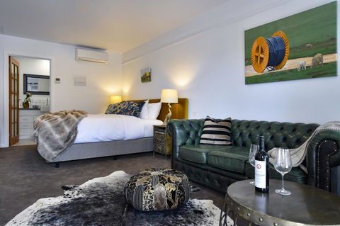 Daylesford Art Motel - Accommodation Sunshine Coast 6