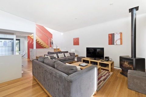 Beach And Reef - Accommodation Sunshine Coast 2