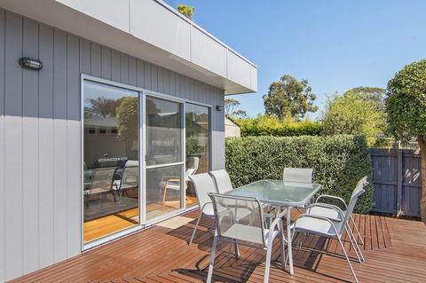 Bask At The Glade - Rejuvenate Stays - Accommodation Sunshine Coast 7