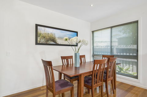 Bask At The Glade - Rejuvenate Stays - Accommodation Sunshine Coast 11