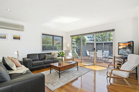 Bask At The Glade - Rejuvenate Stays - Accommodation Sunshine Coast 0