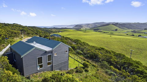 Johanna Seaside Cottages - Accommodation Sunshine Coast 10