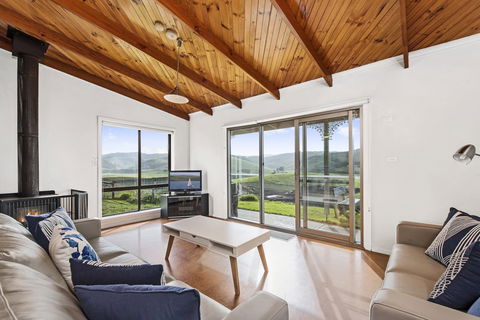 Johanna Seaside Cottages - Accommodation Sunshine Coast 8