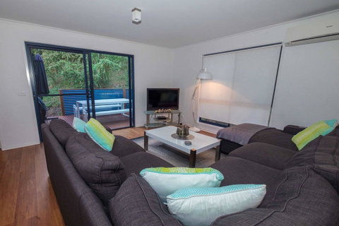Demure Charm - Accommodation Sunshine Coast 9