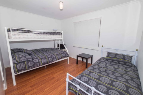 Demure Charm - Accommodation Sunshine Coast 13